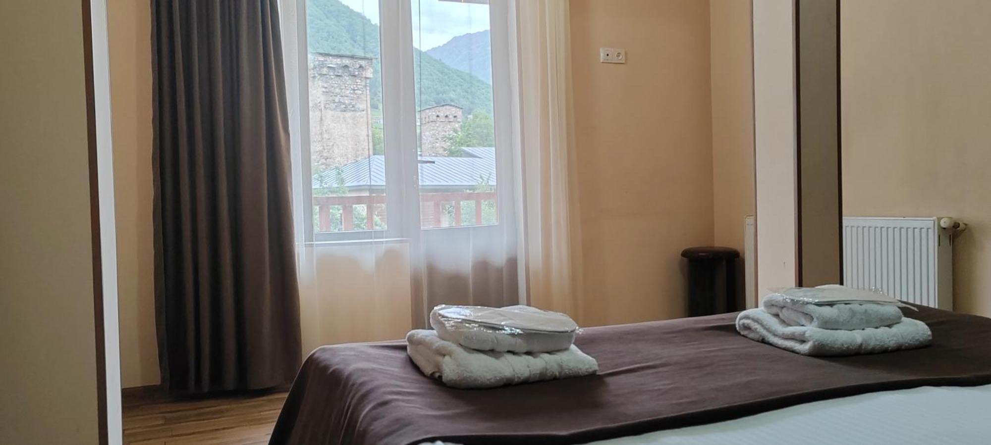 Hotel Svanseti Mestia Eksteriør bilde