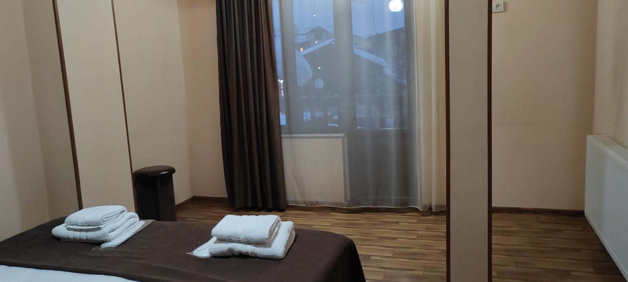 Hotel Svanseti Mestia Eksteriør bilde